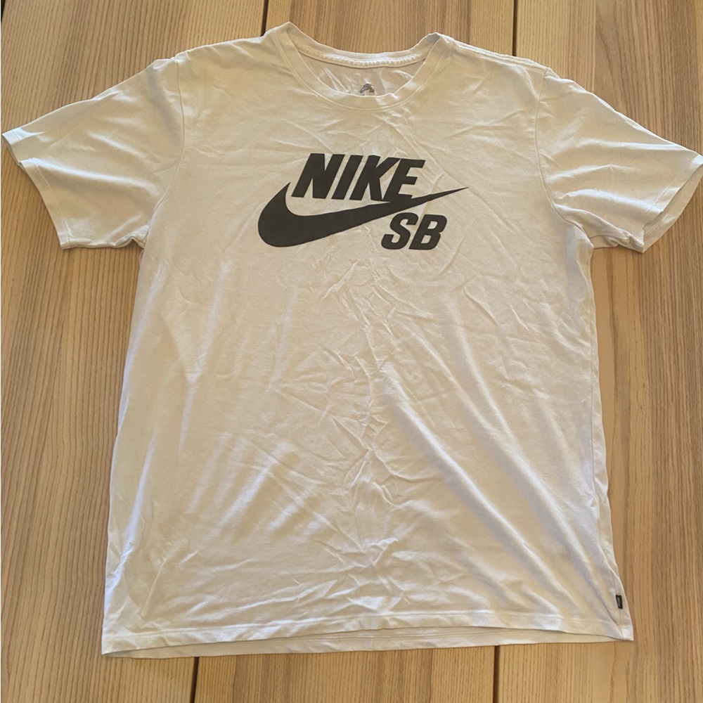 Nike SB Dri-fit t-shirt size L